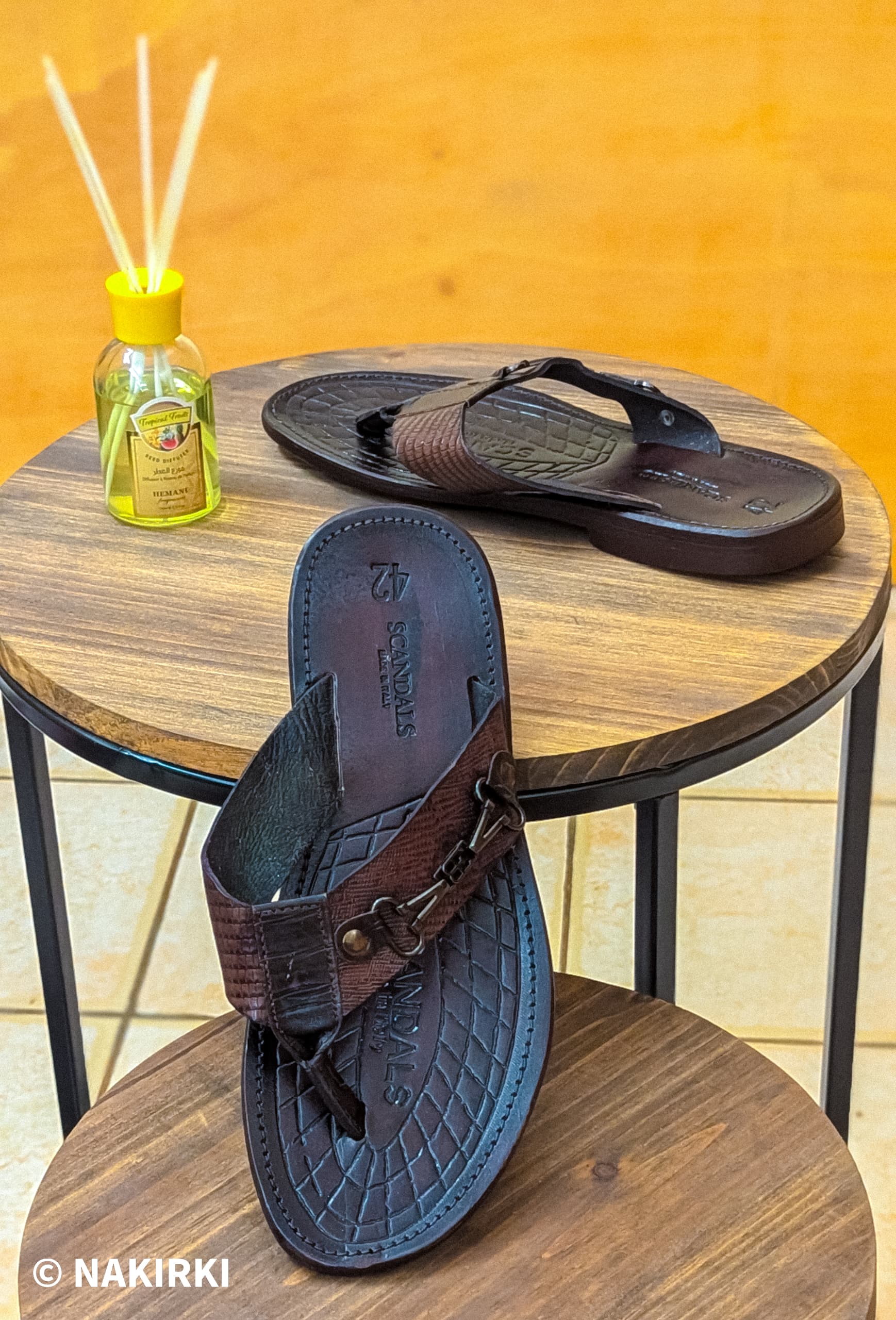 Sandales Modèle tenue classique de travail 